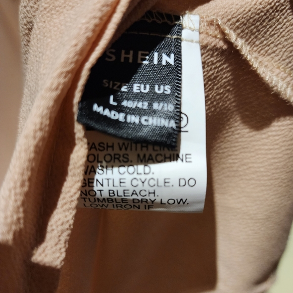 NWOT ✅️ Apricot Blouse - Picture 5 of 6